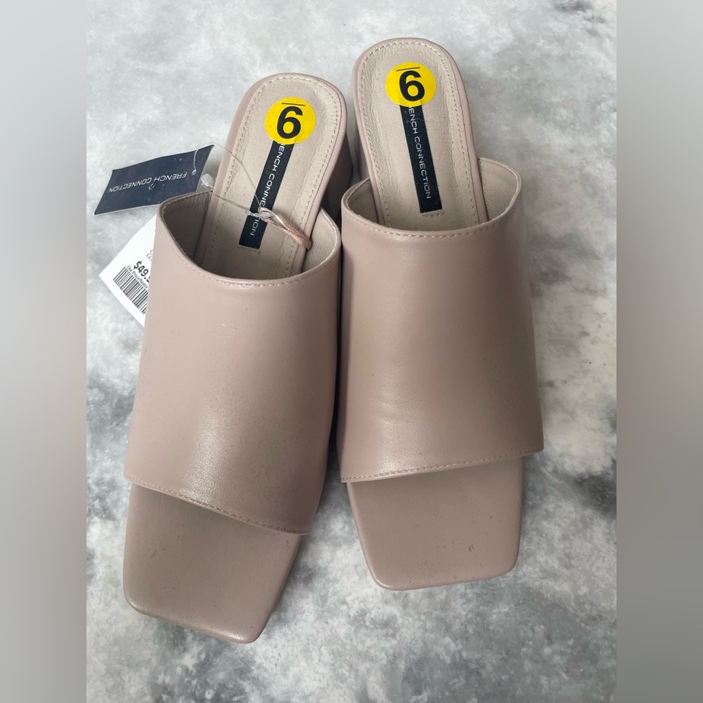 Sandals size 9 new